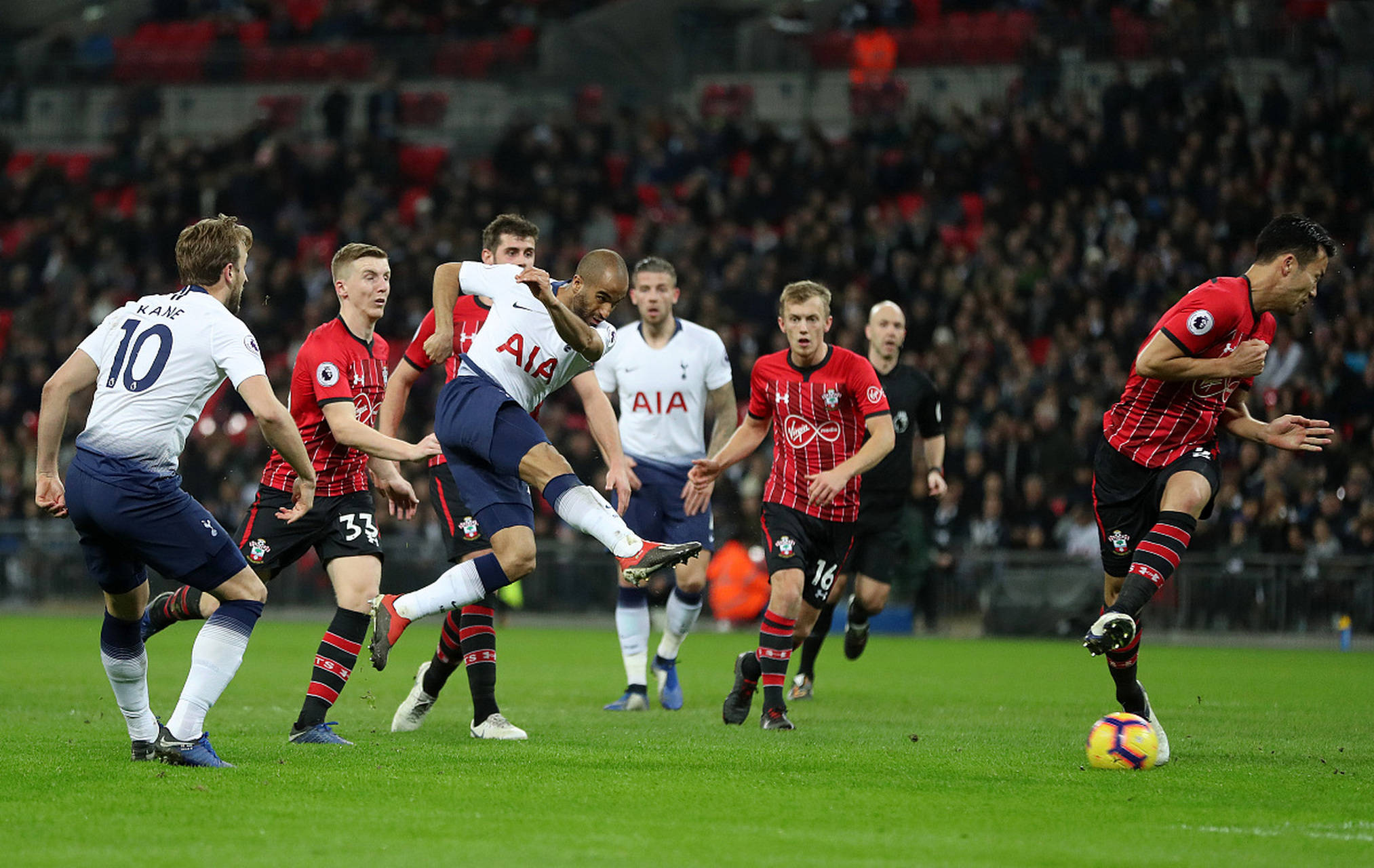 出現各方拉 出現各方拉