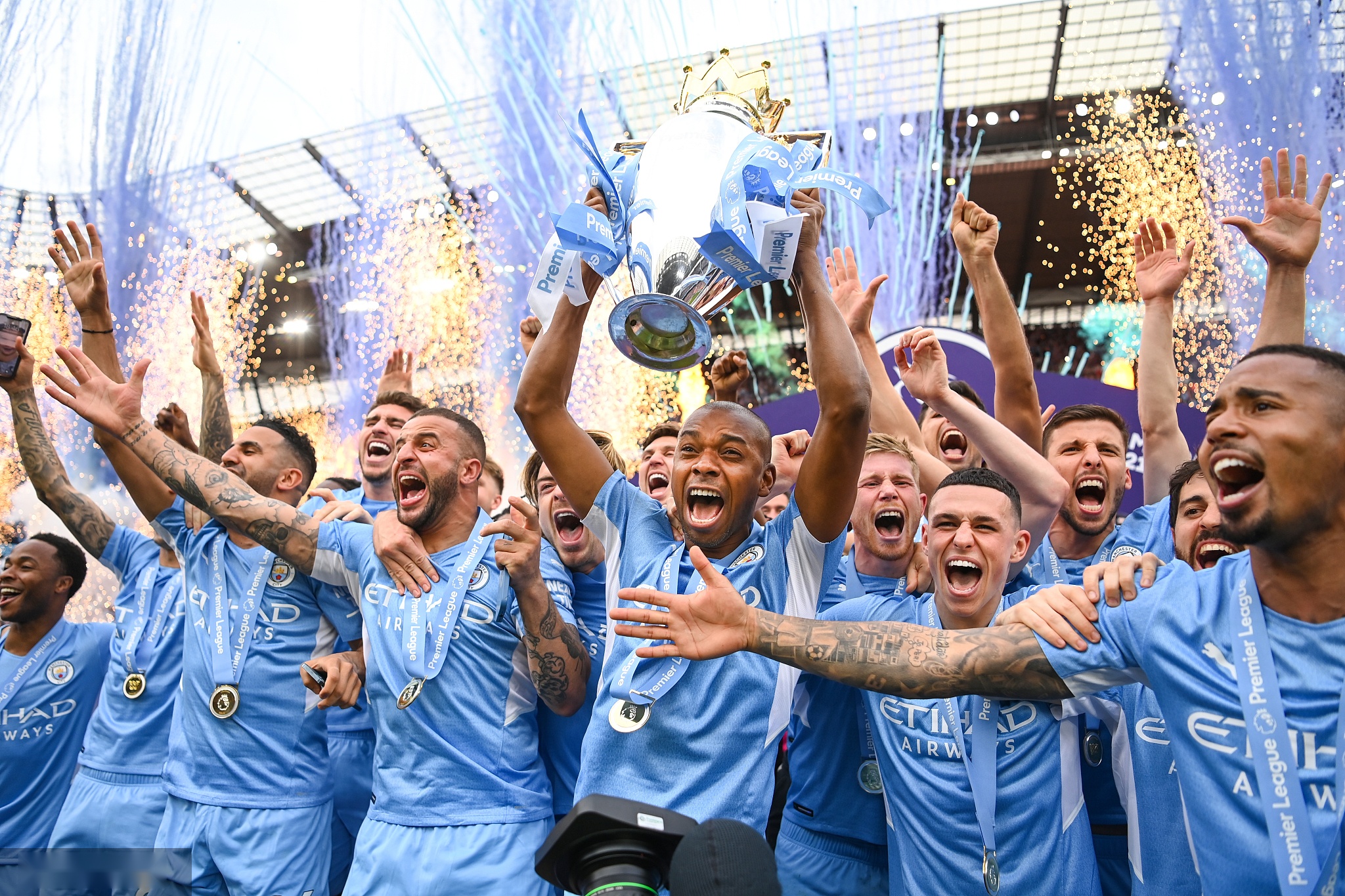 識共享成為 識共享成為